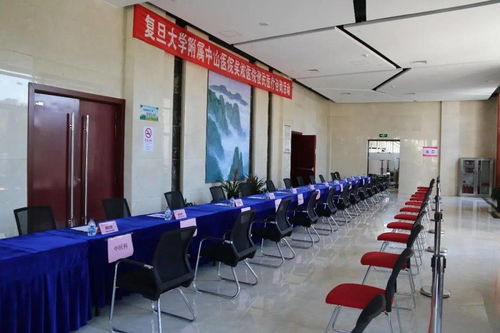 长兴镇开展'服务百姓健康行动'便民医疗咨询活动，提升居民健康福祉